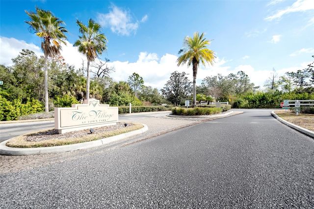 8917 MANOR LOOP 103, Lakewood Ranch, FL 34202