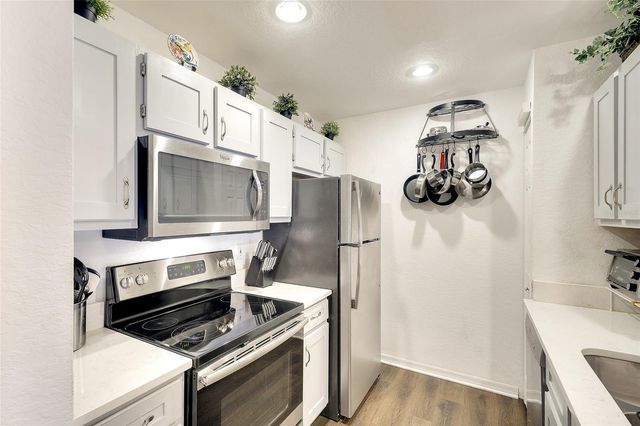 8917 MANOR LOOP 103, Lakewood Ranch, FL 34202