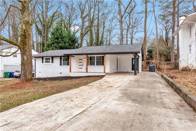 3852 Pin Oak Circle, Doraville, GA 30340