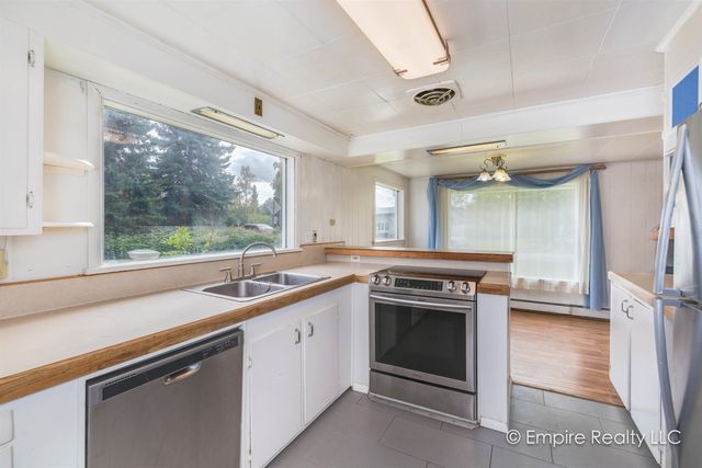 943 GILMORE STREET, Fairbanks, AK 99701