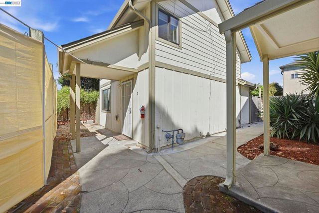 1714 Chestnut Street, Oakland, CA 94607