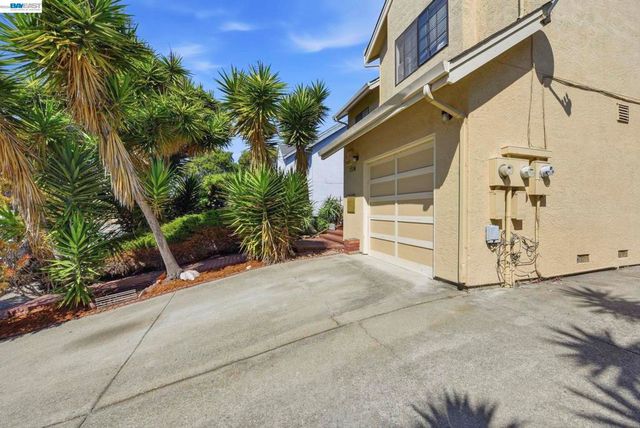 1714 Chestnut Street, Oakland, CA 94607