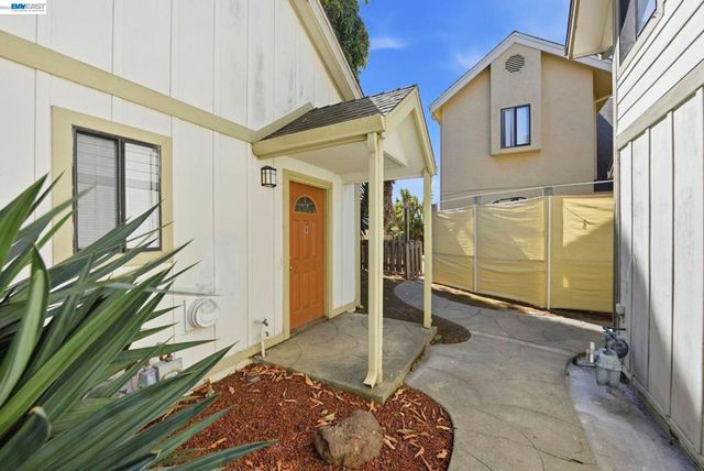 1714 Chestnut Street, Oakland, CA 94607
