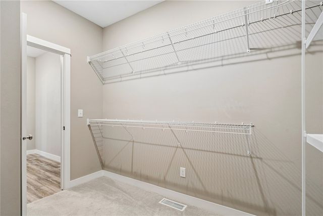 3520 Royal Drive SW, Cedar Rapids, IA 52404