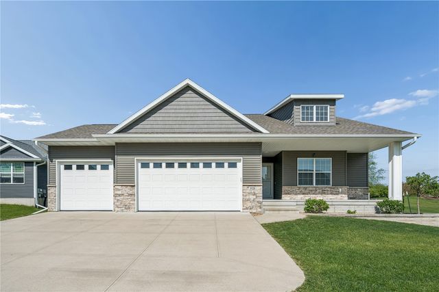 3520 Royal Drive SW, Cedar Rapids, IA 52404