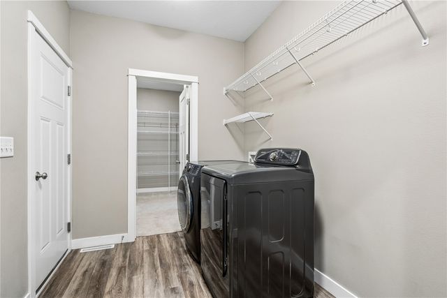 3520 Royal Drive SW, Cedar Rapids, IA 52404