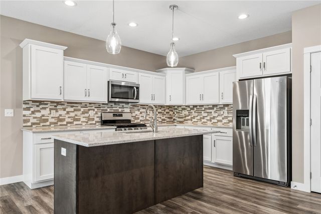 3520 Royal Drive SW, Cedar Rapids, IA 52404