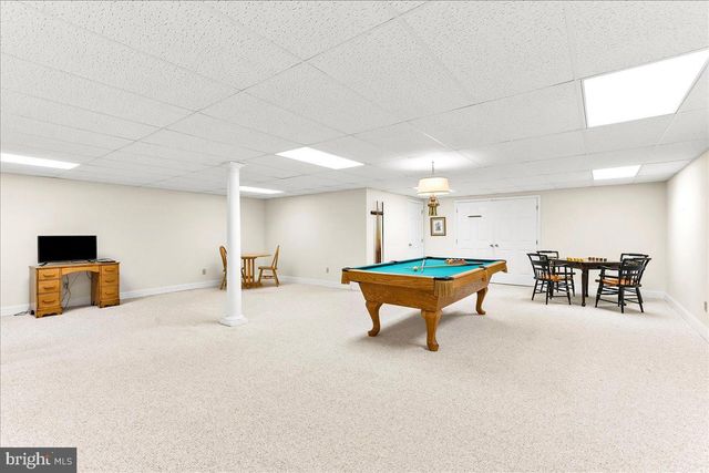 7 BOLINGBROKE RD, West Chester, PA 19382