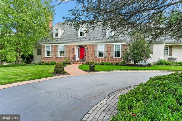 7 BOLINGBROKE RD, West Chester, PA 19382