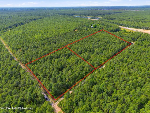 221 Plantation Road, Wilmington, NC 28411