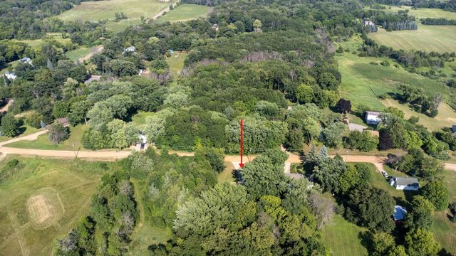 985 Sunnyfield Road N, Minnetrista, MN 55364