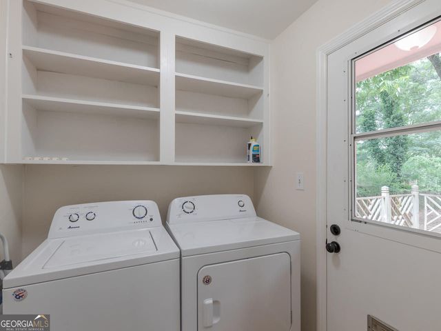 1110 Grimes Bridge Road, Roswell, GA 30075