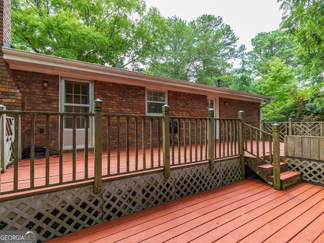 1110 Grimes Bridge Road, Roswell, GA 30075
