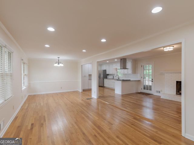 1110 Grimes Bridge Road, Roswell, GA 30075