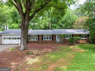 1110 Grimes Bridge Road, Roswell, GA 30075