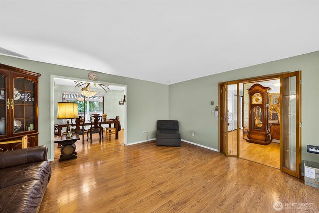 596 Forrest Way, Camano Island, WA 98282