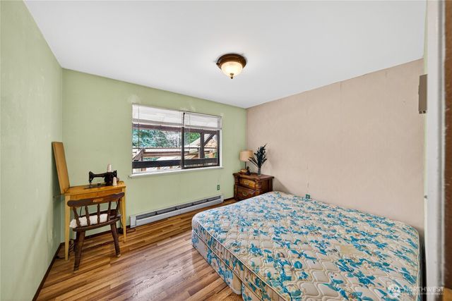 596 Forrest Way, Camano Island, WA 98282