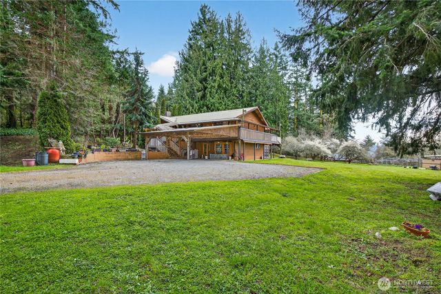 596 Forrest Way, Camano Island, WA 98282