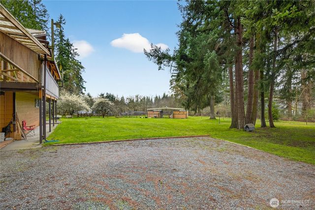 596 Forrest Way, Camano Island, WA 98282
