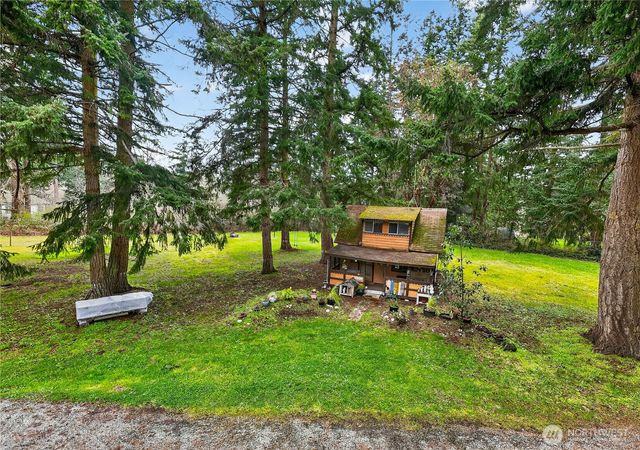 596 Forrest Way, Camano Island, WA 98282