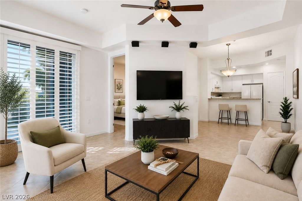 38 East Serene Avenue 210, Las Vegas, NV 89123 — exterior