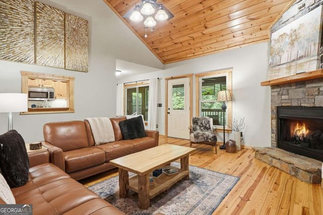 67 Ballard Lane, Ellijay, GA 30536