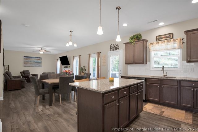 3775 Glencourse Way, Fayetteville, NC 28311