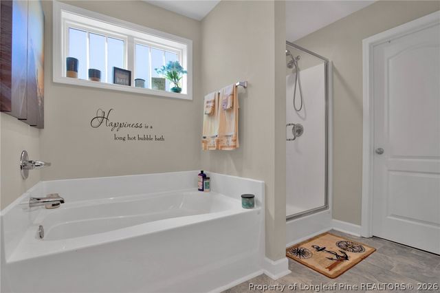 3775 Glencourse Way, Fayetteville, NC 28311