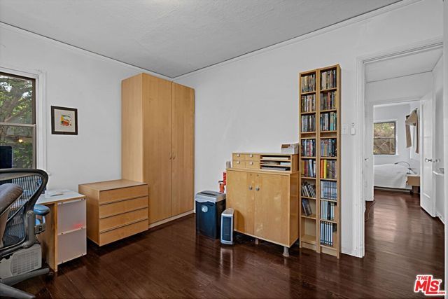 2138 Holmby Avenue, Los Angeles, CA 90025