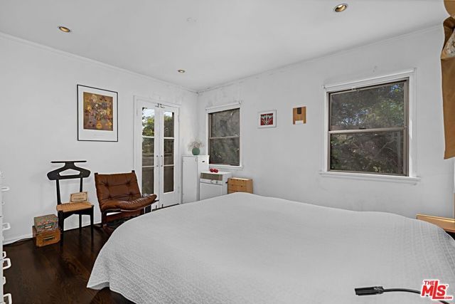 2138 Holmby Avenue, Los Angeles, CA 90025