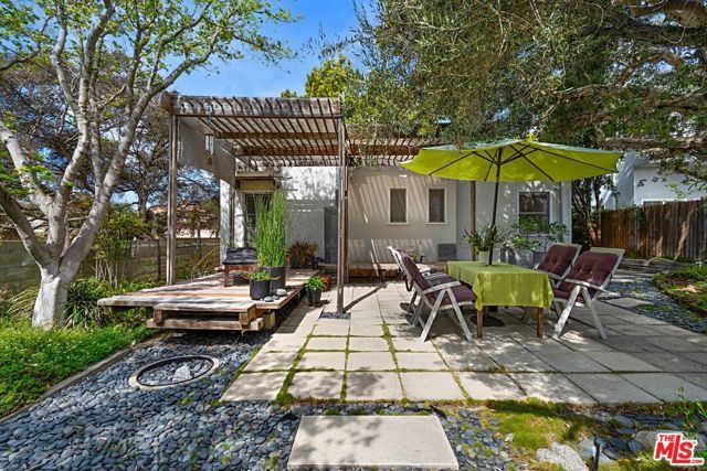 2138 Holmby Avenue, Los Angeles, CA 90025