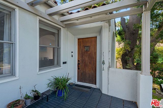 2138 Holmby Avenue, Los Angeles, CA 90025