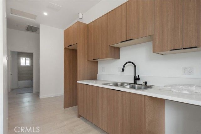 3929 Brighton, Los Angeles, CA 90062