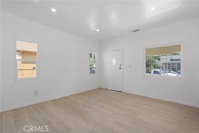 3929 Brighton, Los Angeles, CA 90062