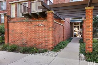 382 Kelburn Road 122, Deerfield, IL 60015