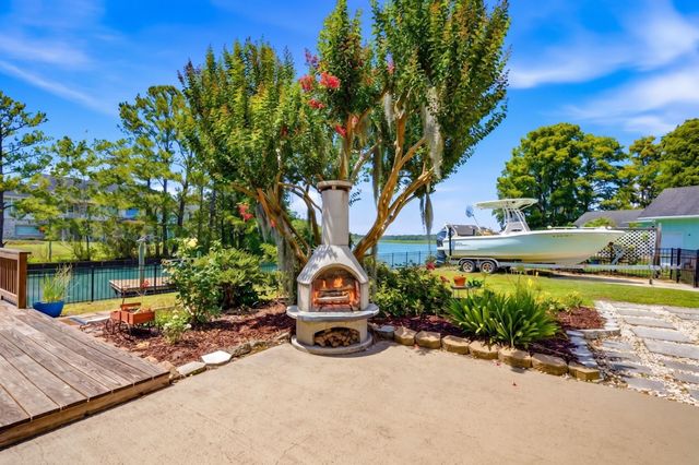 181 Live Oak Ln., Georgetown, SC 29440