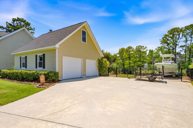 181 Live Oak Ln., Georgetown, SC 29440
