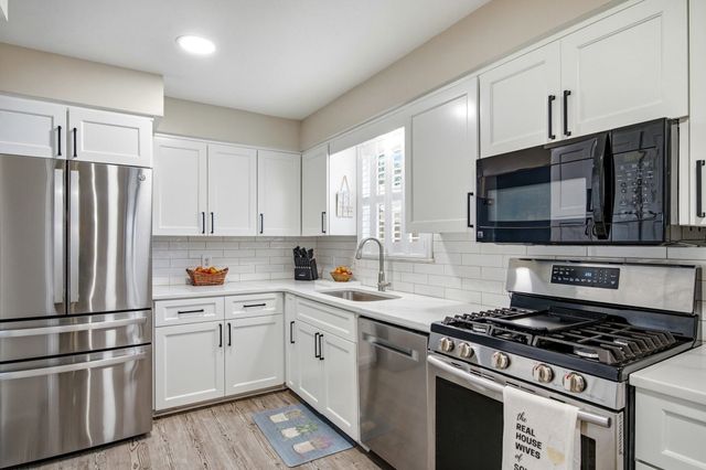 181 Live Oak Ln., Georgetown, SC 29440
