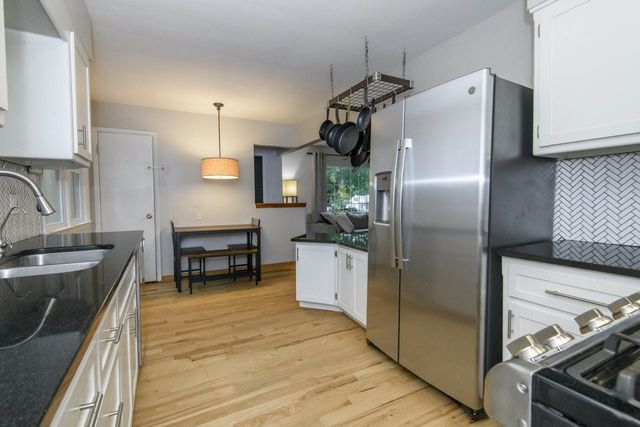 17460 Burnet STREET, Brookfield, WI 53045