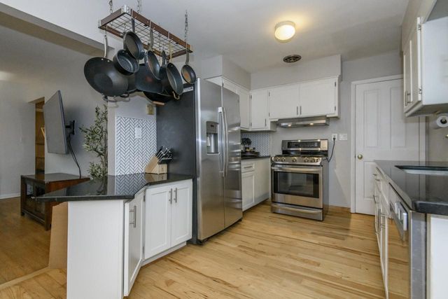 17460 Burnet STREET, Brookfield, WI 53045