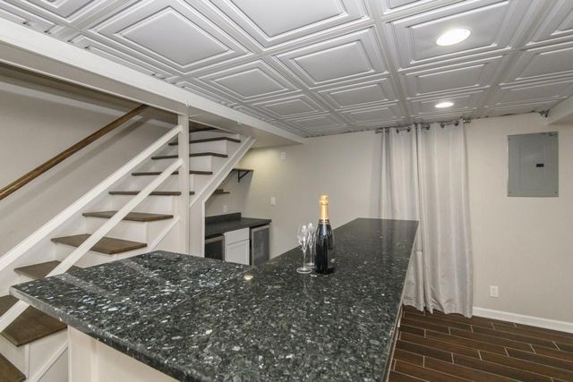 17460 Burnet STREET, Brookfield, WI 53045