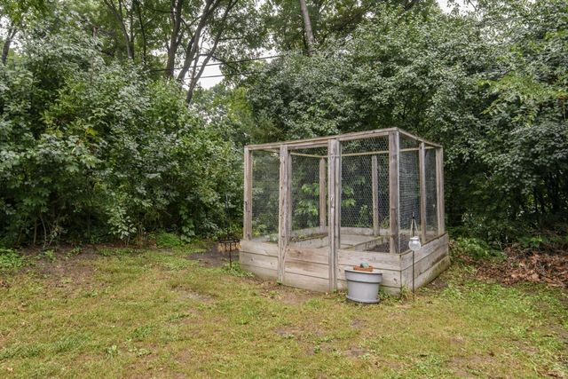 17460 Burnet STREET, Brookfield, WI 53045