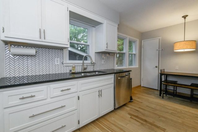 17460 Burnet STREET, Brookfield, WI 53045