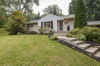 17460 Burnet STREET, Brookfield, WI 53045