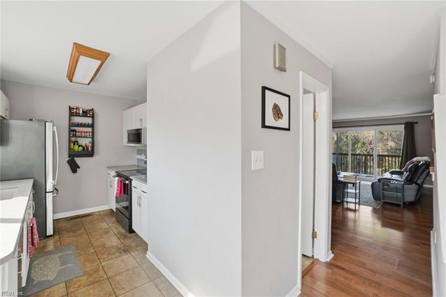 2203 Hermit Thrush LN, Virginia Beach, VA 23455