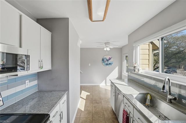 2203 Hermit Thrush LN, Virginia Beach, VA 23455