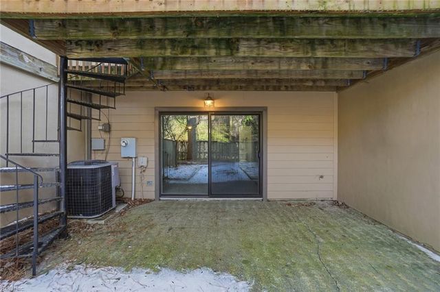 2203 Hermit Thrush LN, Virginia Beach, VA 23455