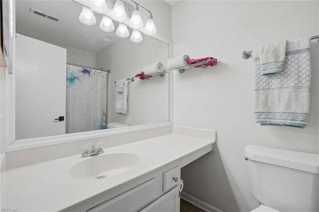 2203 Hermit Thrush LN, Virginia Beach, VA 23455