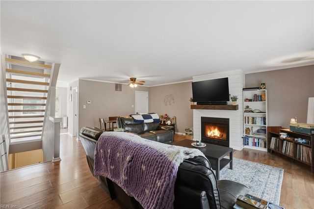 2203 Hermit Thrush LN, Virginia Beach, VA 23455