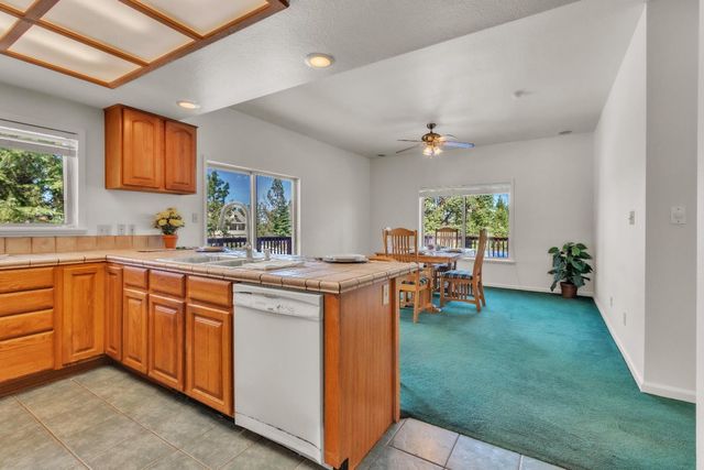 19665 Eagle Ridge Rd, Foresthill, CA 95631